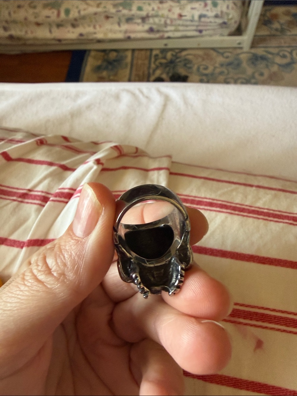 skull ring - Picture 2 of 2
